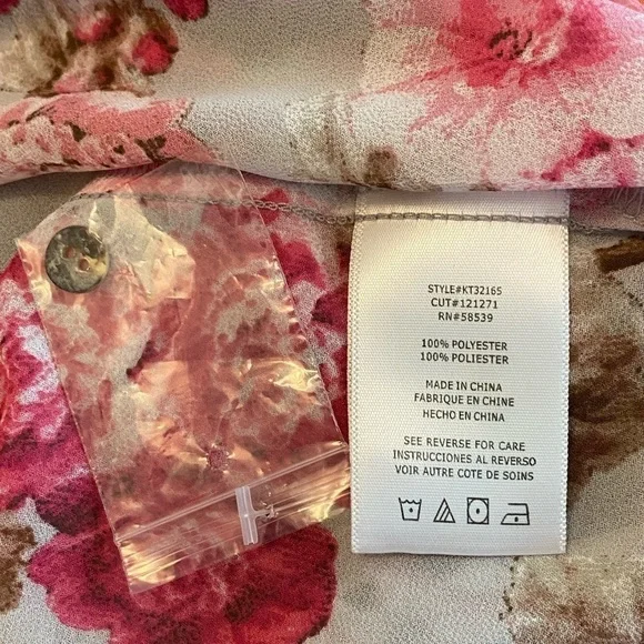 Kut From The Kloth Floral Blouse In Flower Fields pink gray size small NWT - Picture 5 of 7